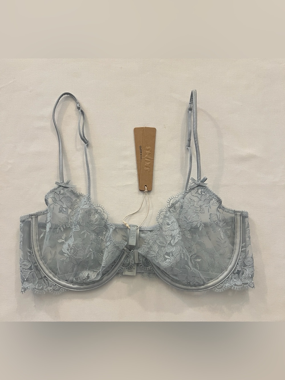 SKIMS EMBROIDERED LINGERIE FRONT CLOSE UNLINED BRA